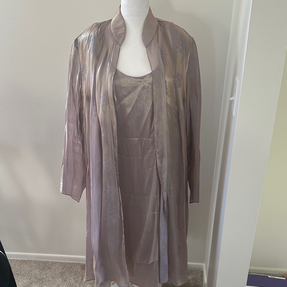 Onyx night Formal and Elegant Metallic Dress and Jacket Set size 20